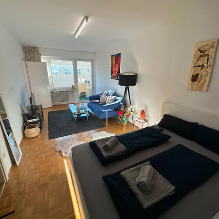 Apartment Feel Flat